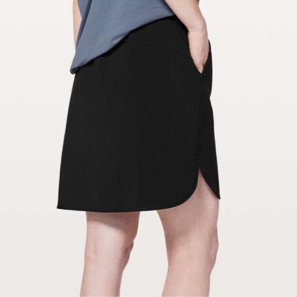 Lululemon On The Fly Skirt *21"
Black - Picture 3 of 9